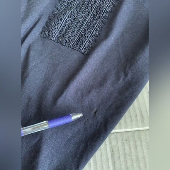 Talbots Embroidered 3/4 Sleeve Top Keyhole Tie Navy Cotton Blend size S - Picture 11 of 11